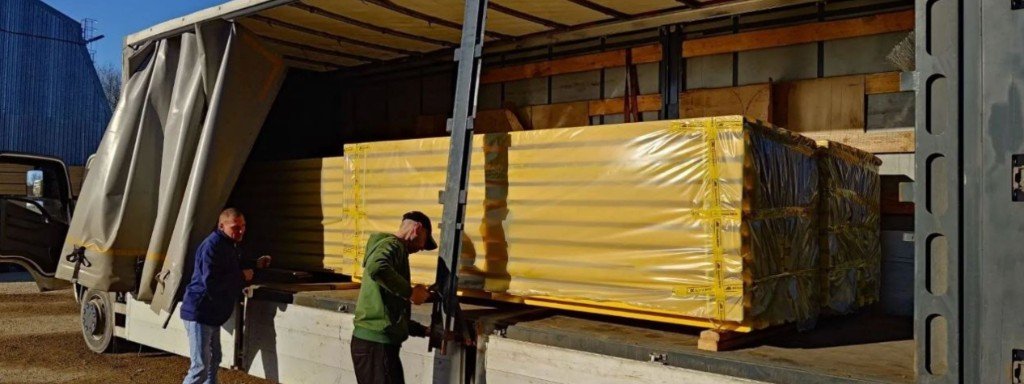 Отгрузка партии жёлтых двутавровых балок БалкаМСК